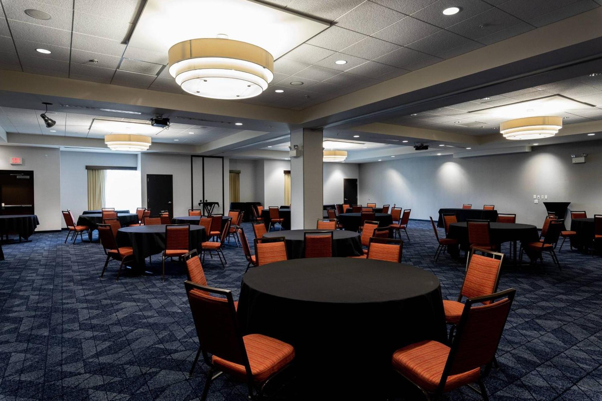 Courtyard By Marriott Cincinnati Midtown/Rookwood Exteriér fotografie