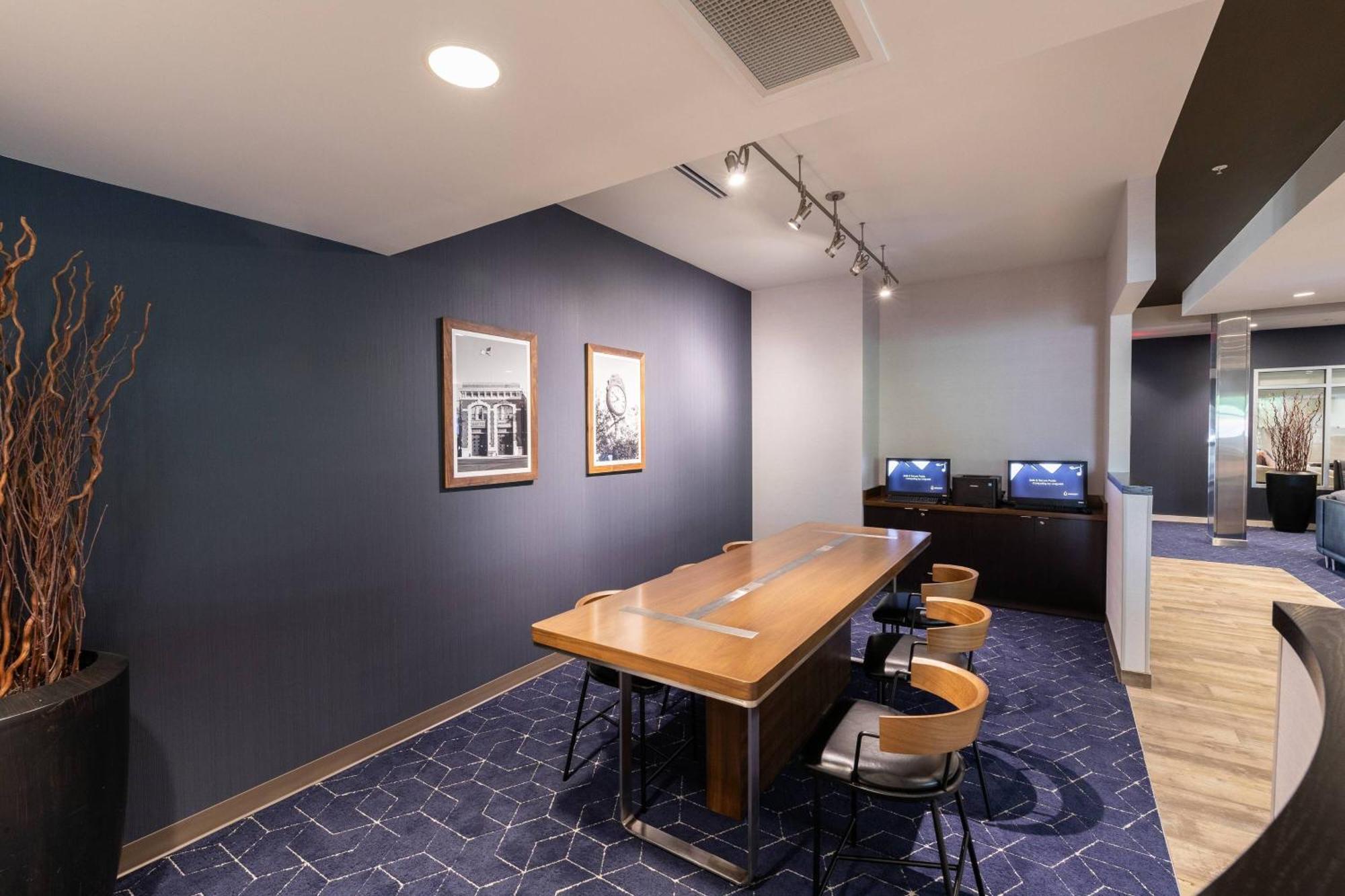 Courtyard By Marriott Cincinnati Midtown/Rookwood Exteriér fotografie
