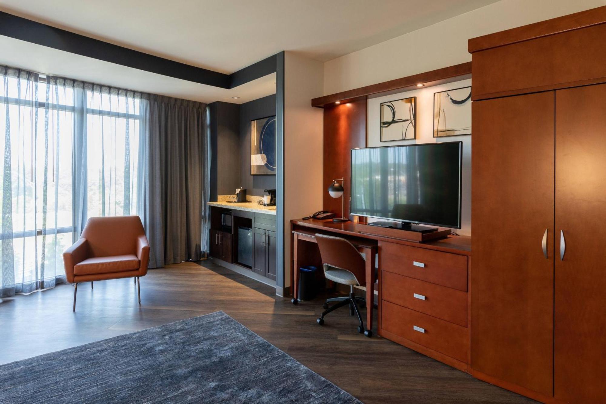 Courtyard By Marriott Cincinnati Midtown/Rookwood Exteriér fotografie
