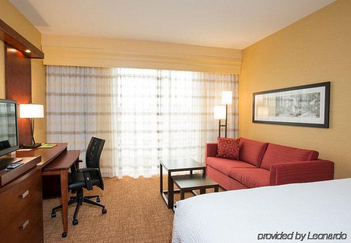 Courtyard By Marriott Cincinnati Midtown/Rookwood Exteriér fotografie