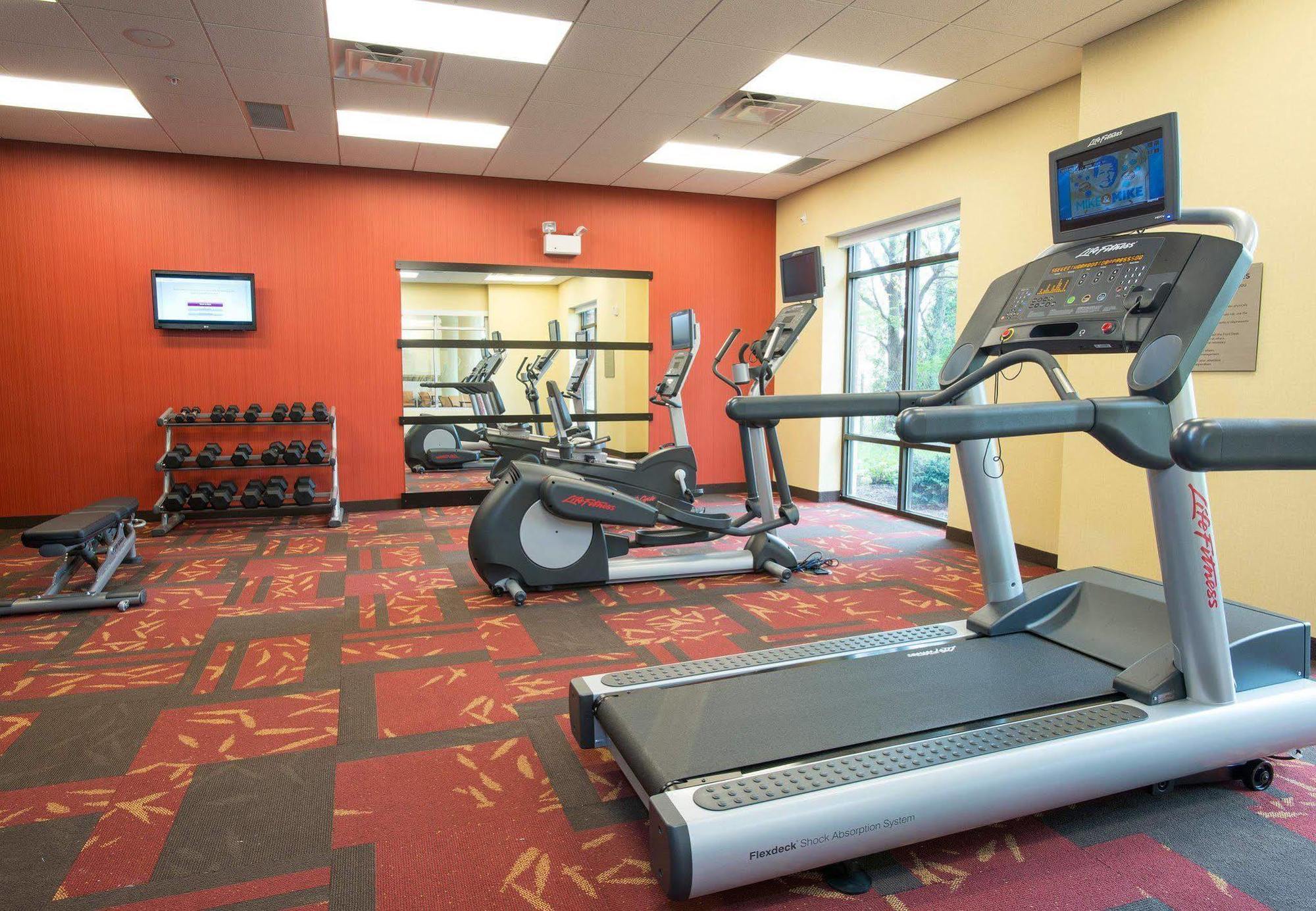 Courtyard By Marriott Cincinnati Midtown/Rookwood Exteriér fotografie